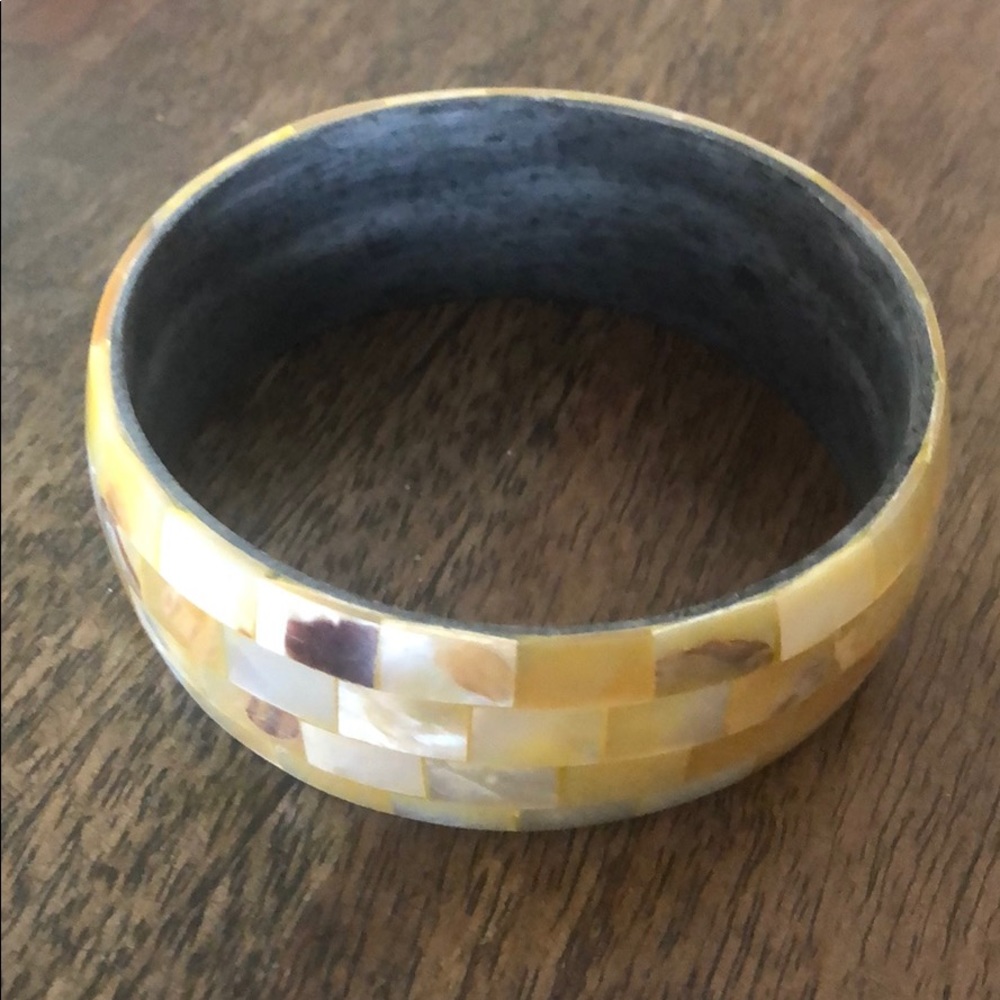 Mother of pearl Bangle